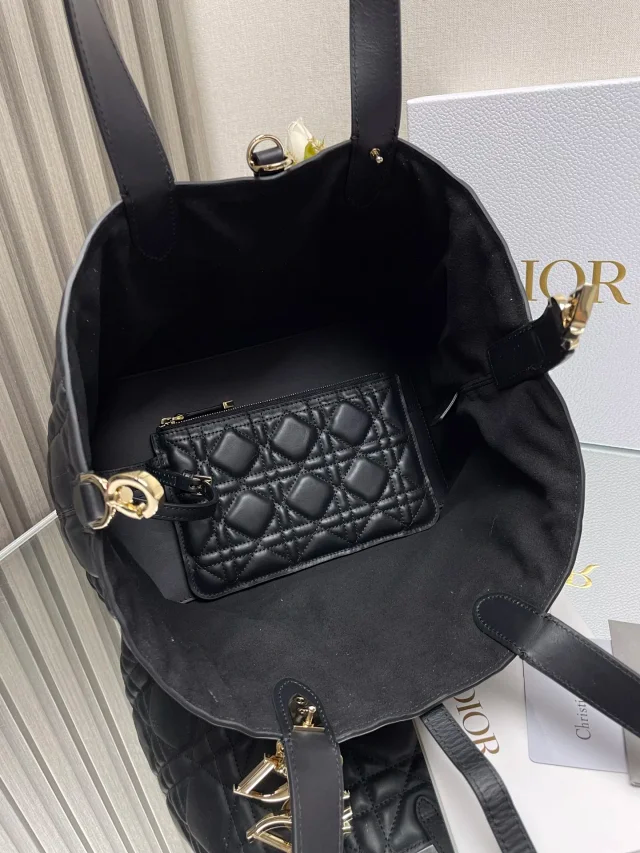 DIOR Medium Dior Toujours Bag Macrocannage Calfskin