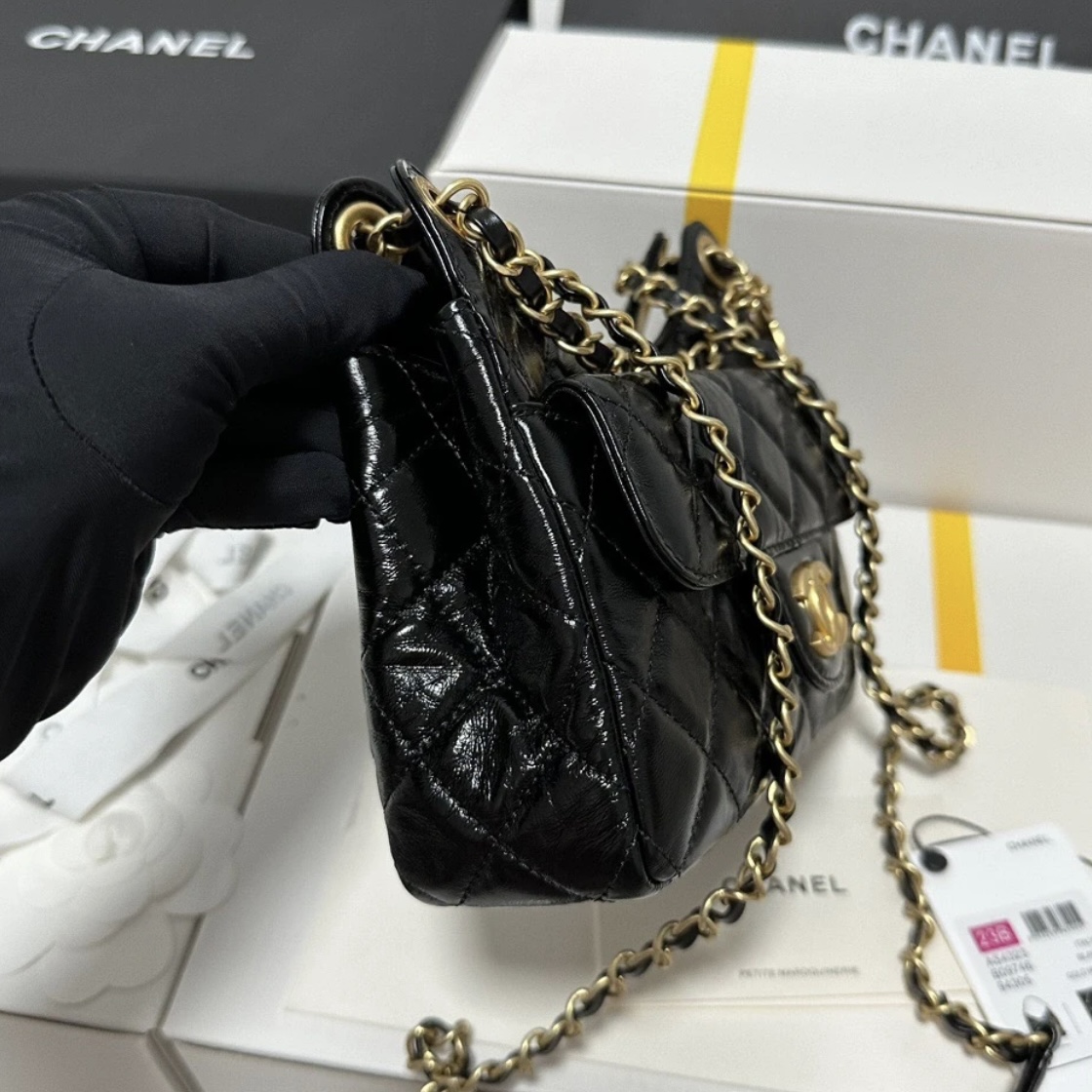 CHANEL 23C Hobo Chain Shoulder Bag-Waxed leather