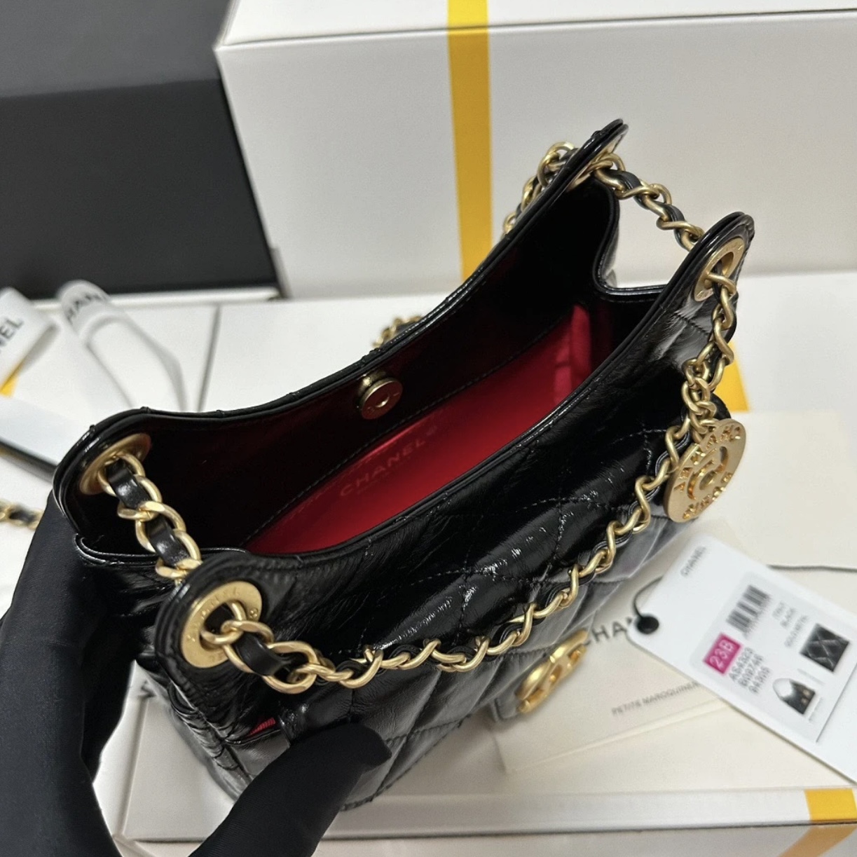 CHANEL 23C Hobo Chain Shoulder Bag-Waxed leather