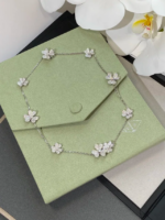VCA Frivole with full diamonds Series