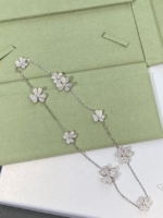 VCA Frivole with full diamonds Series