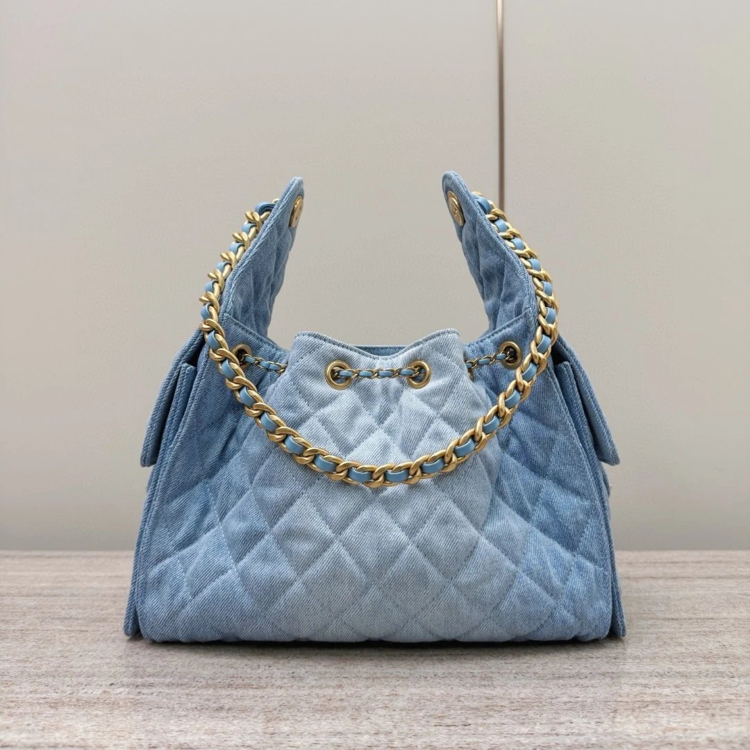 CHANEL 25C Hobo Bag-Denim