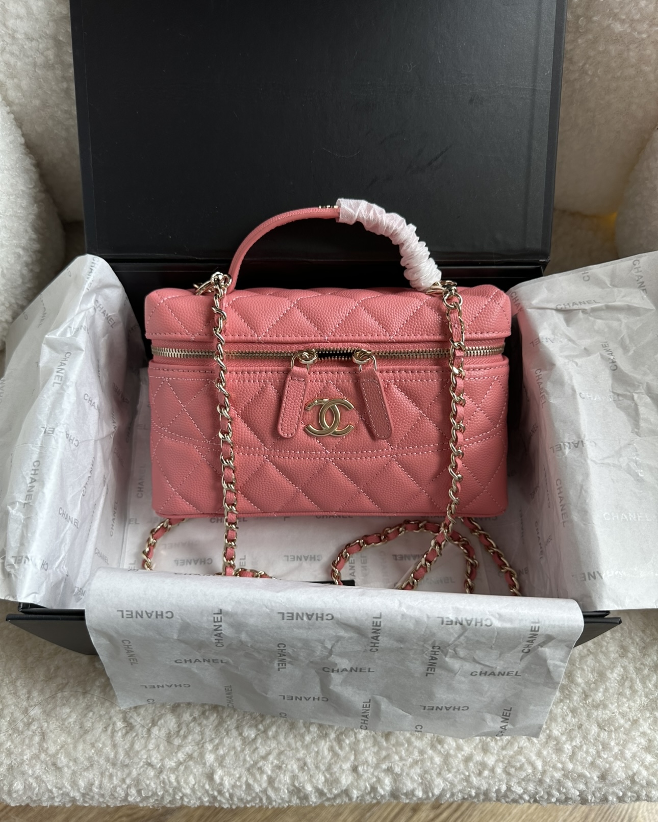 CHANEL 25C Long Vanity with Chain