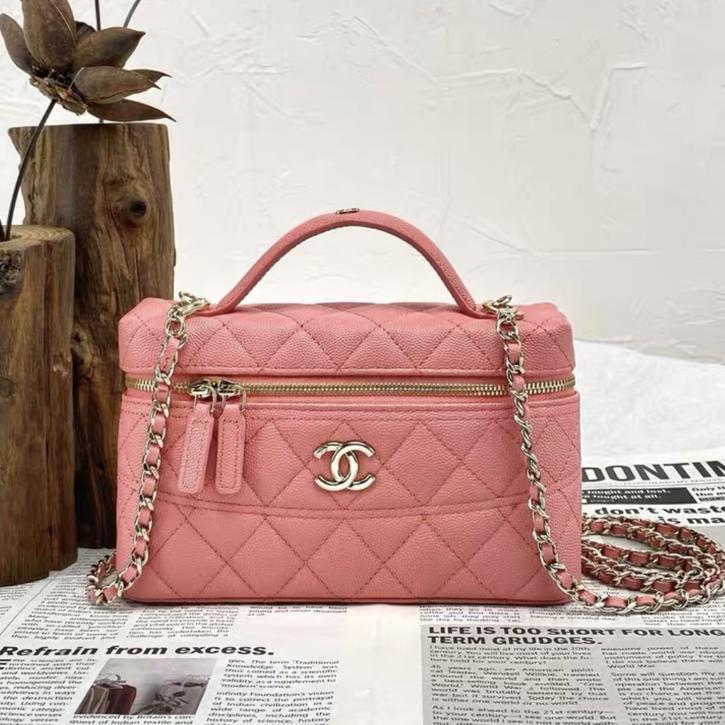 CHANEL 25C Long Vanity with Chain