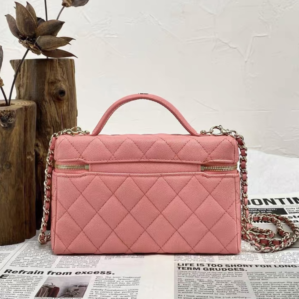 CHANEL 25C Long Vanity with Chain
