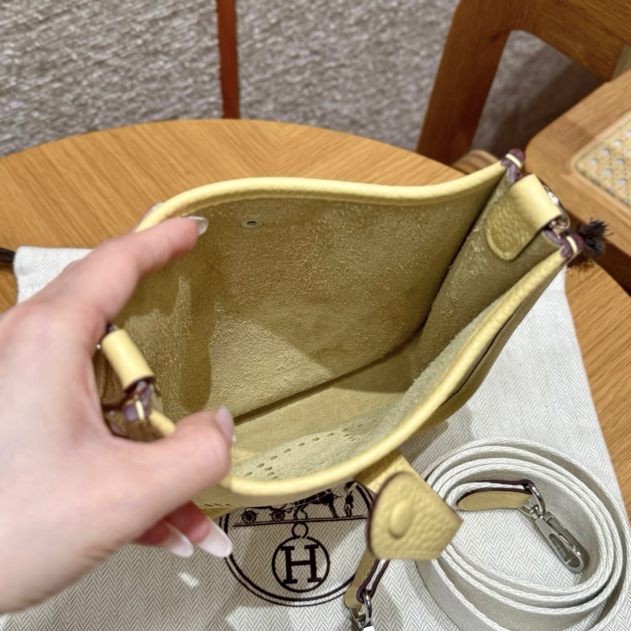 HERMES Evelyne 16 Taurillon