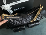 CHANEL 25C Flap Bag with Brand Logo Closure