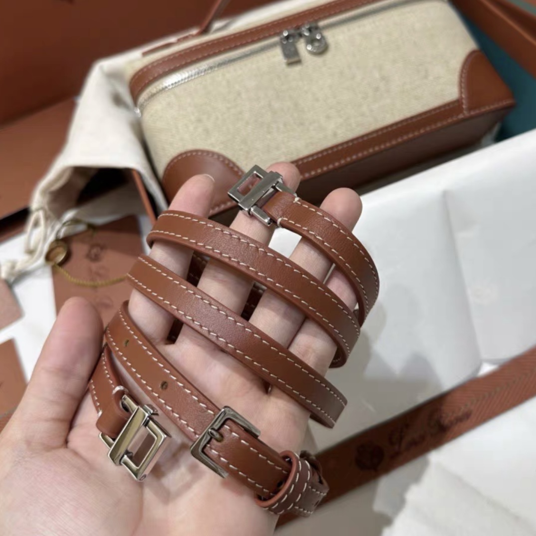 Loro Piana ExraPocket L19 Linen