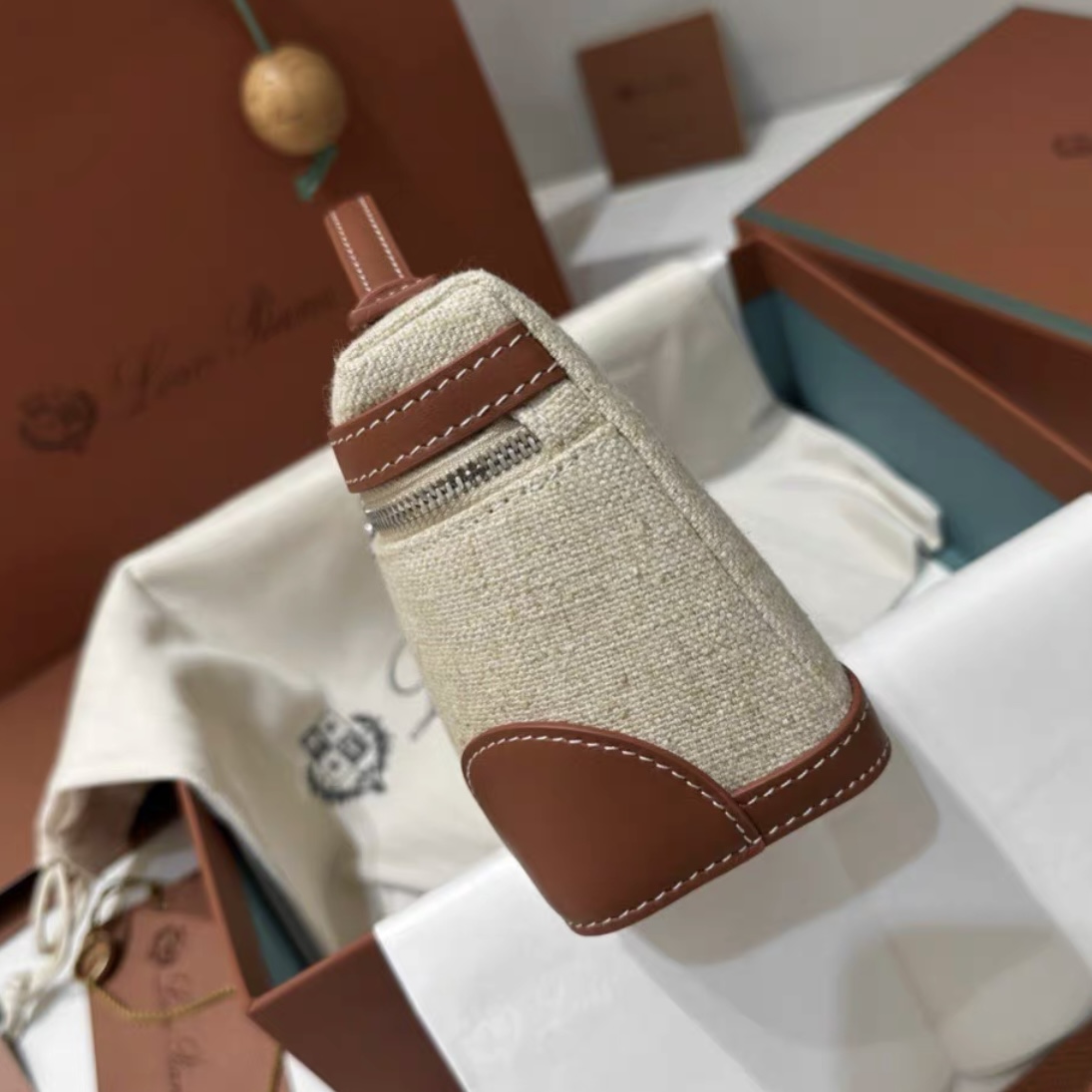 Loro Piana ExraPocket L19 Linen