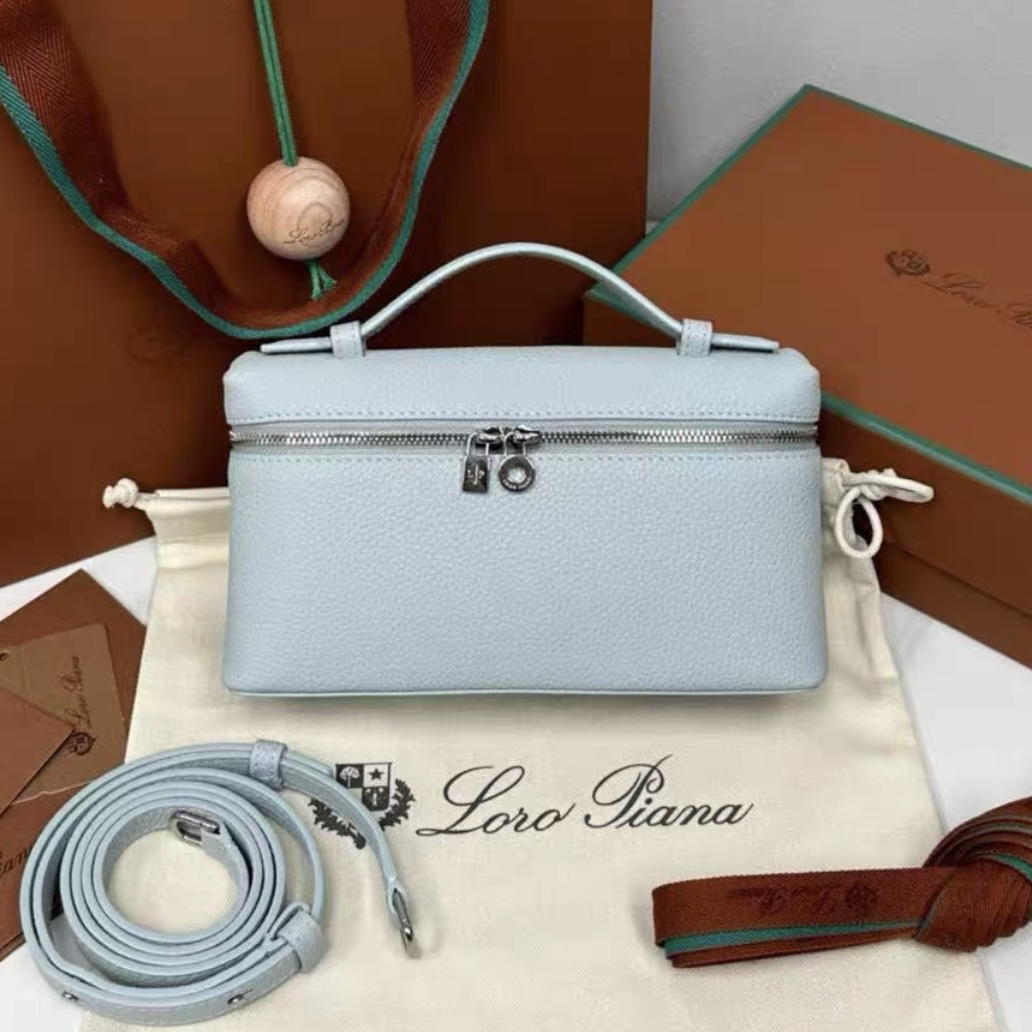 Loro Piana ExraPocket L19 cowhide