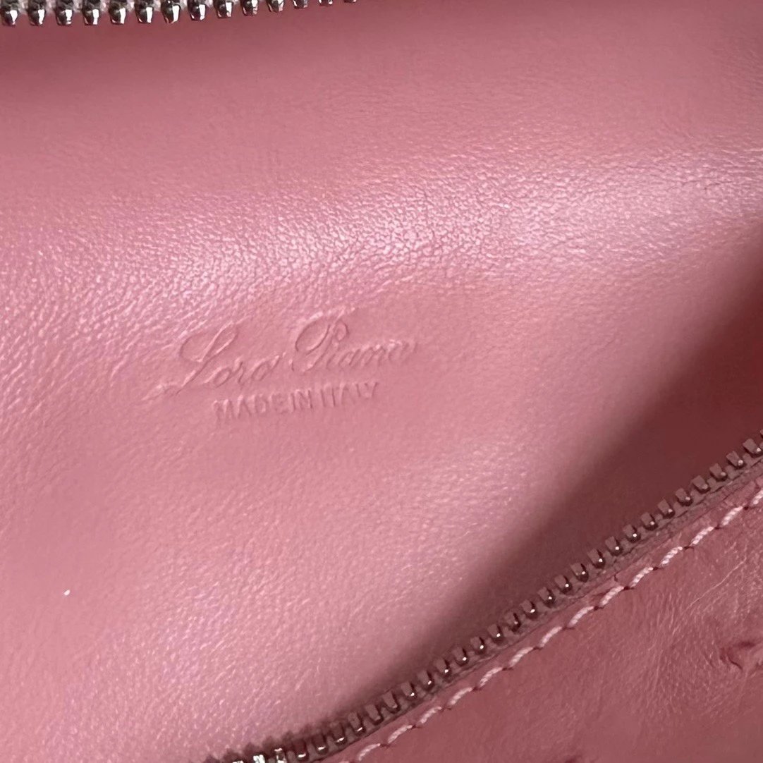Loro Piana Extra Pocket L19 Ostrich Embossed