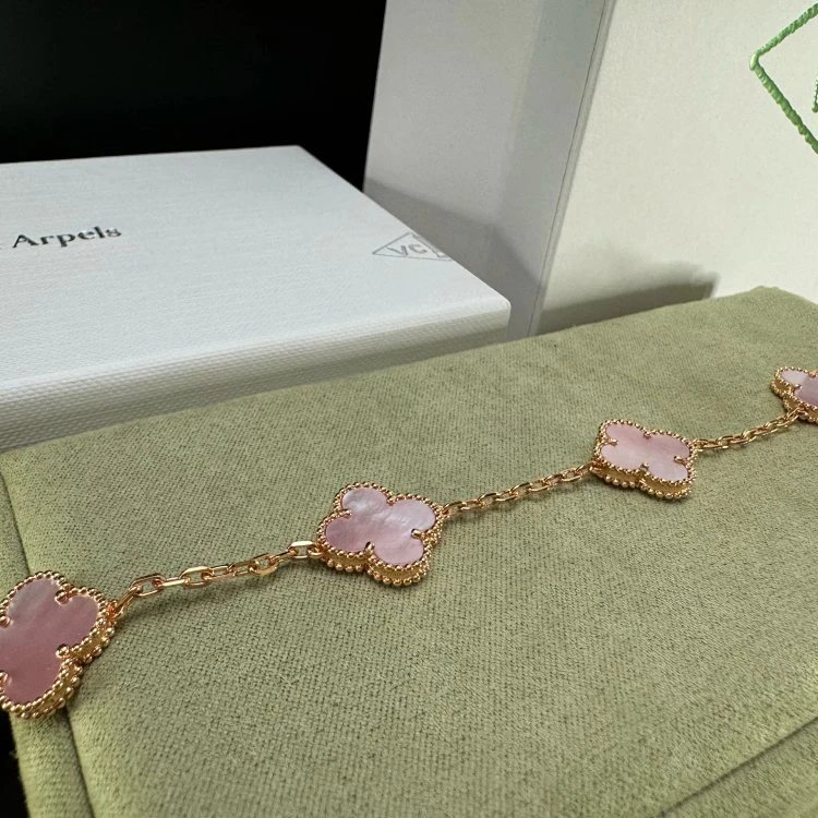 VCA Vintage Alhambra pendant-Pink mother-of-pearl