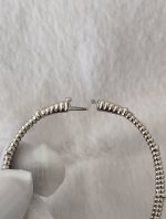 VCA Perlee sweet clovers cuff