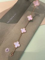 VCA Vintage Alhambra pendant-Pink mother-of-pearl