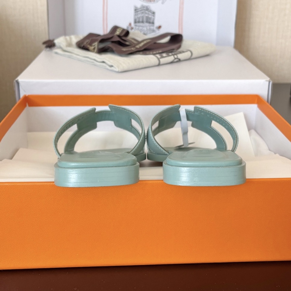 Hermès Oran Sandal Epsom Calfskin - Solid Color Collection