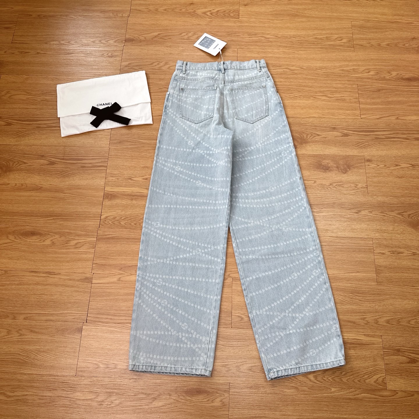 CHANEL 25P Printed Washed Denim Pants