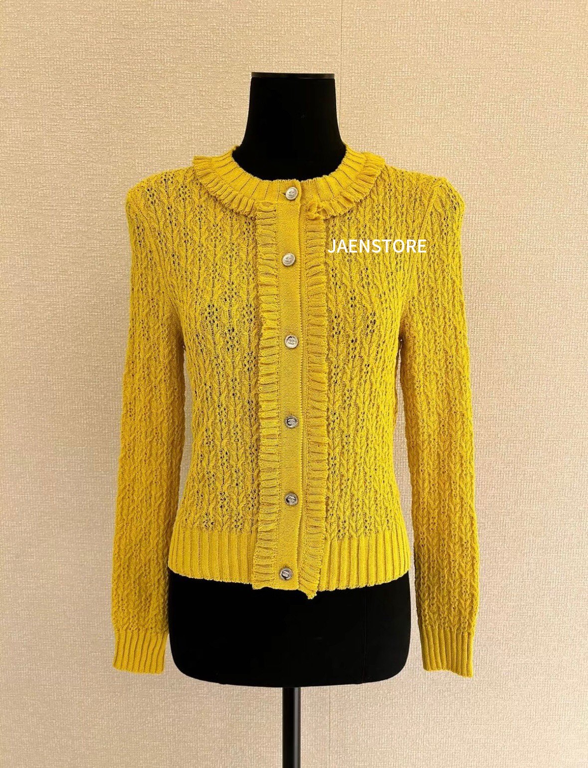 CHANEL 25C Cruise Collection Ruffled Lace-Knit Cardigan