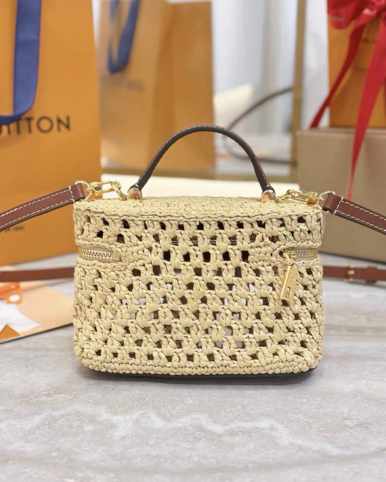 Vanity Chain Pouch-Raffia Collection
