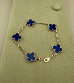VCA Vintage Alhambra pendant- Blue Agate