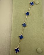 VCA Vintage Alhambra pendant- Blue Agate