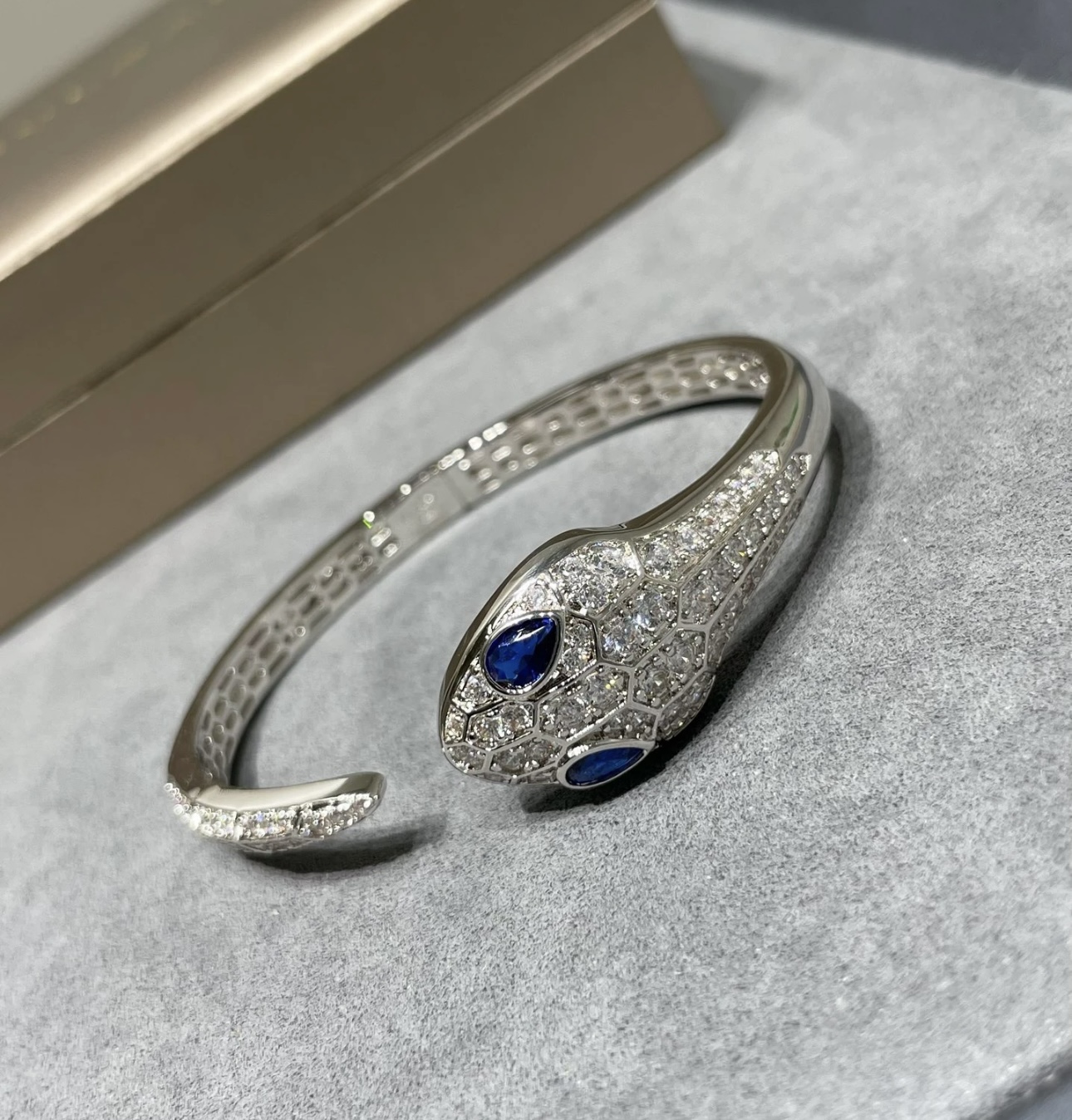 BVLGARI Serpenti Seduttori Bracelet