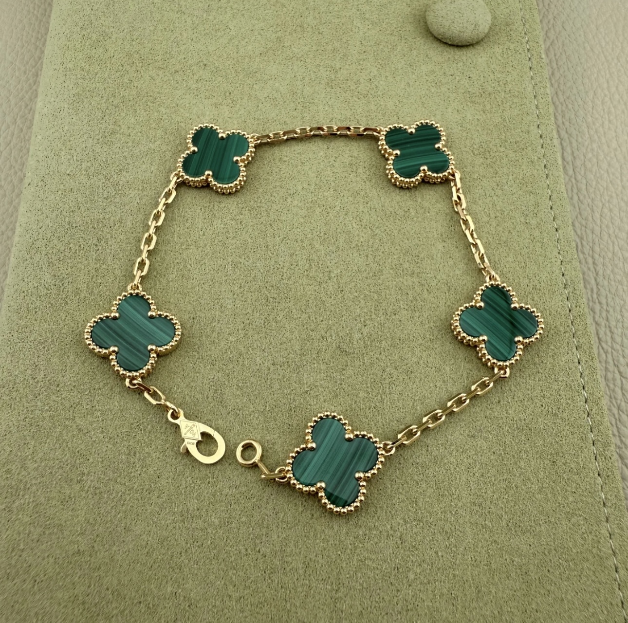 VCA Vintage Alhambra pendant-Malachite