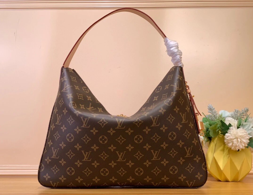 LV Slouchy