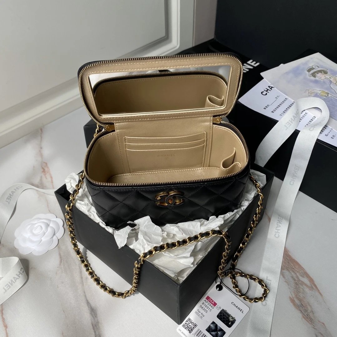 CHANEL 24A Cloisonné CC Adjustable Lock Box Bag