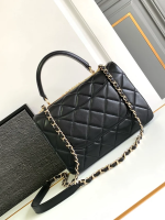 CHANEL Trendy CC Diamond Hardware