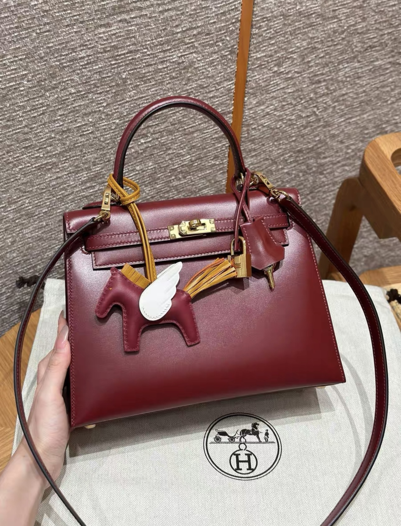 HERMES Kelly Box leather