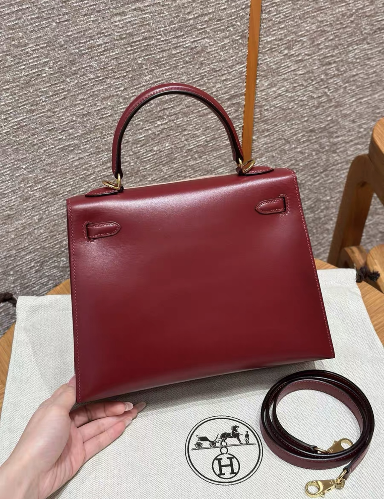HERMES Kelly Box leather