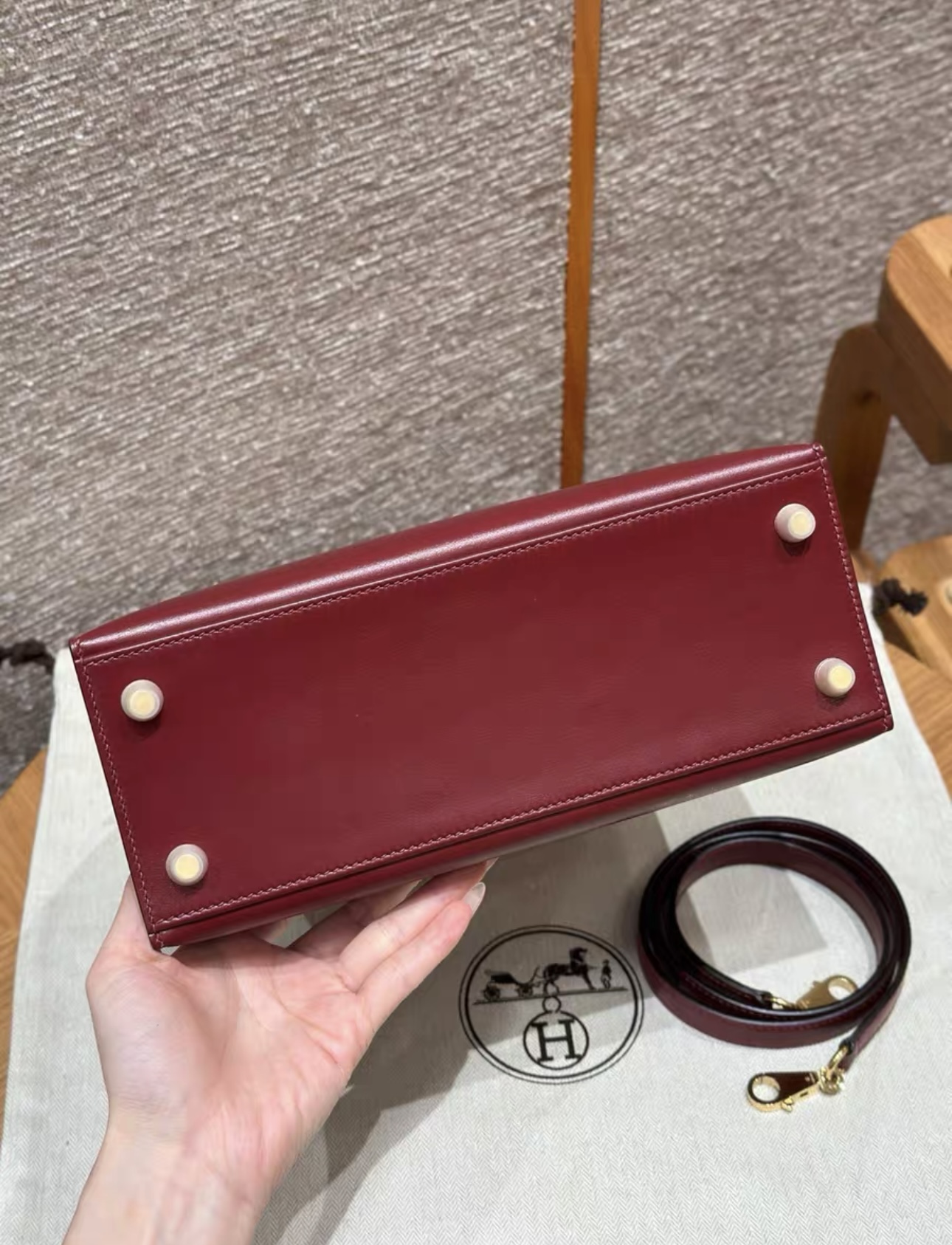 HERMES Kelly Box leather