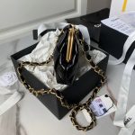 CHANEL Matelasse Chain handbag