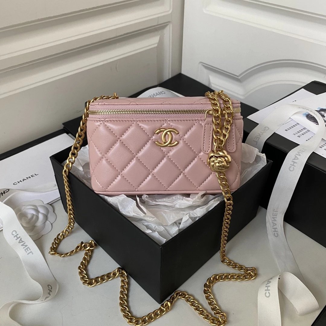 CHANEL 23S Vanity with Chain Inspired Camellia Toggle Closure