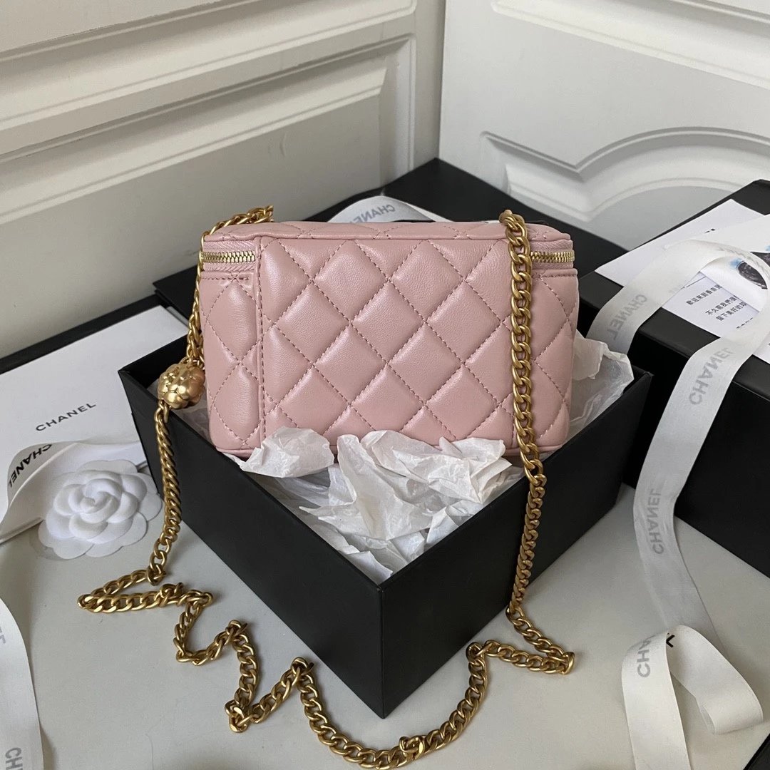 CHANEL 23S Vanity with Chain Inspired Camellia Toggle Closure