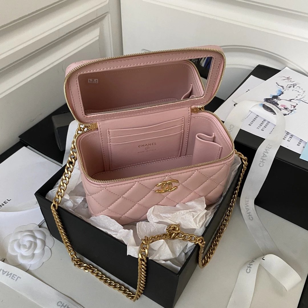 CHANEL 23S Vanity with Chain Inspired Camellia Toggle Closure