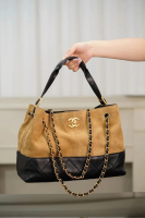CHANEL Métiers d’art Small Tote