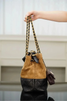 CHANEL Métiers d’art Small Tote