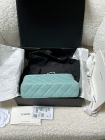 CHANEL Vanity with chain - Grained calfskin