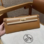 HERMES Kelly Cut Clutch