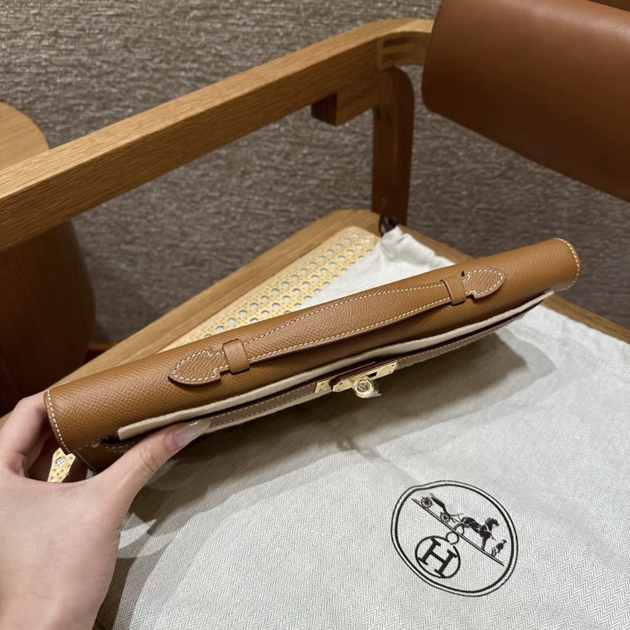 HERMES Kelly Cut Clutch