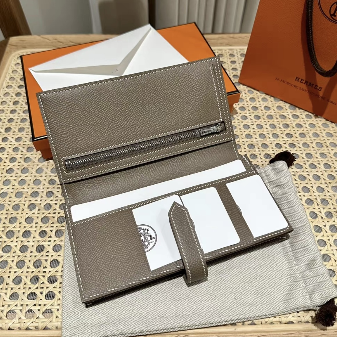 HERMES Bearn wallet