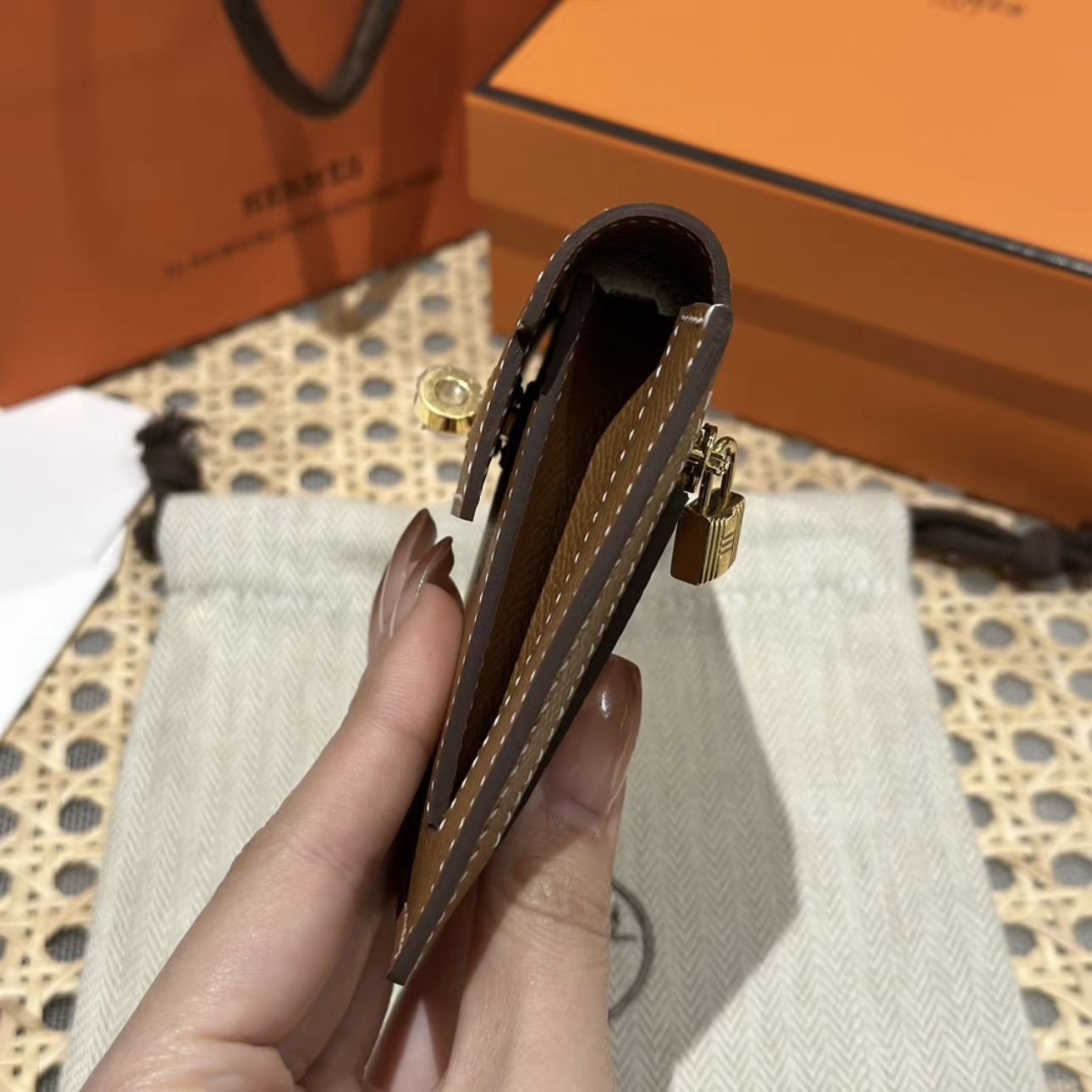 HERMES Kelly Pocket Compact Wallet