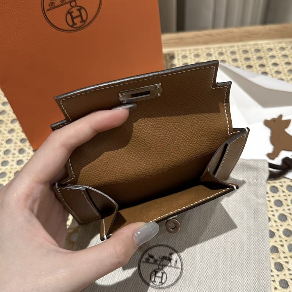 HERMES Kelly Pocket Compact Wallet