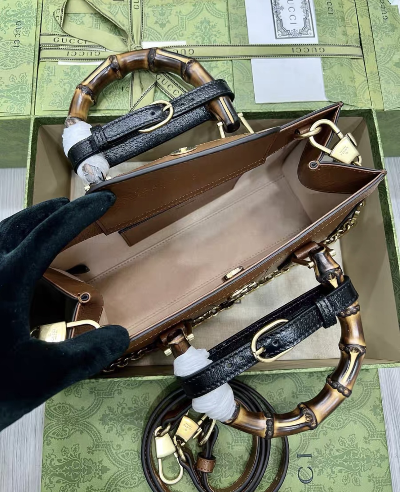 Gucci Diana Leather Shoulder Bag