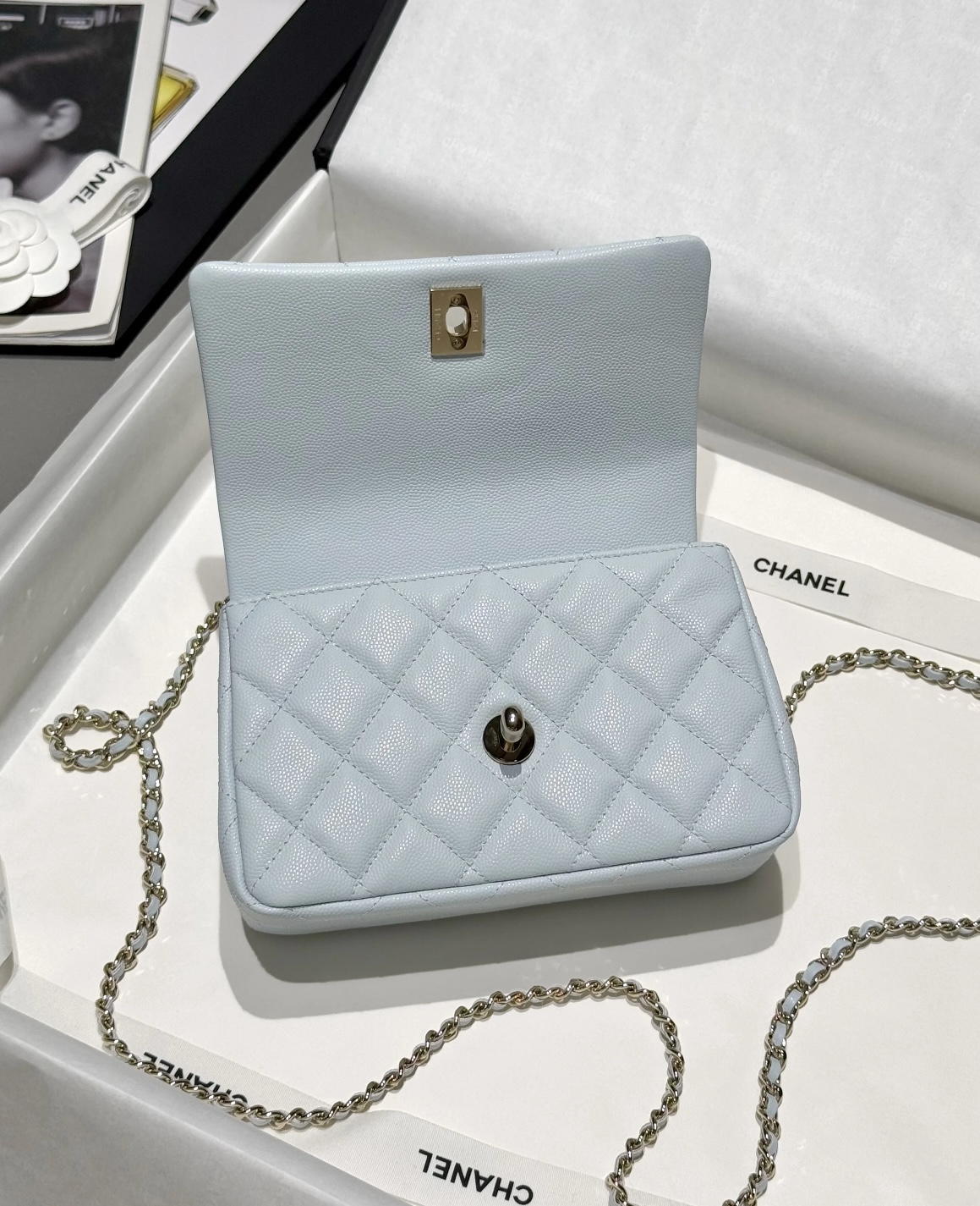 CHANEL 25S Cococrush handle handbag