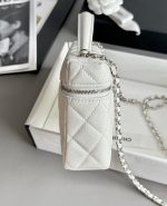 CHANEL Vanity with Chain Strass Star