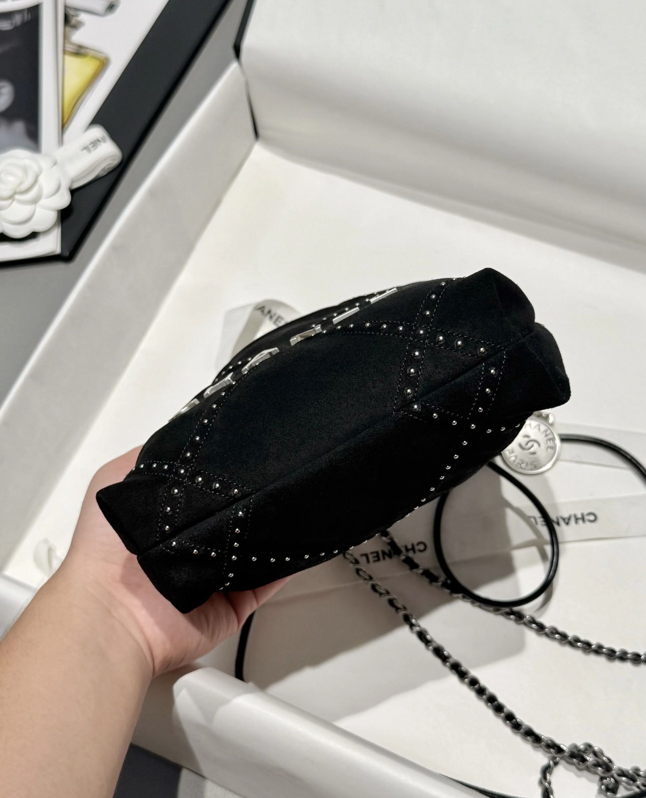 CHANEL 25A 22bag Suede Calfskin