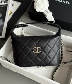 CHANEL 25A Quilted Caviar Leather Double C Logo Pierced Chain Hobo Bag