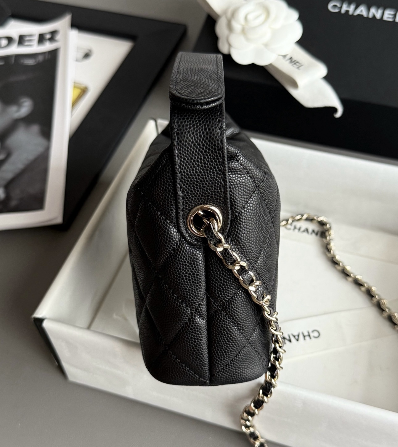 CHANEL 25A Quilted Caviar Leather Double C Logo Pierced Chain Hobo Bag